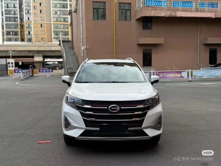 Подержанный GAC GS3 2022 POWER 270T AUTOMATIC JINZHI EDITION