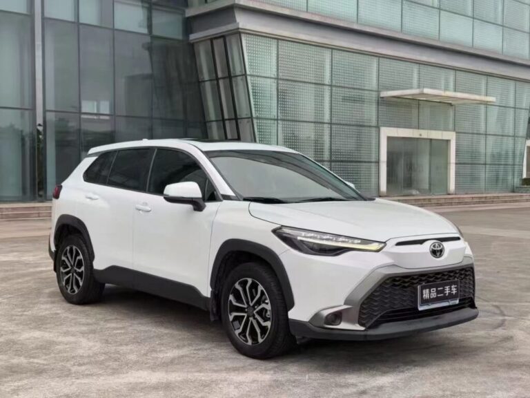 Подержанный GAC Toyota Frontier 2022 2.0L CVT Premium Edition