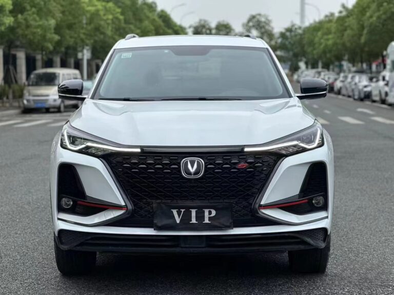 Подержанный Changan cs75plus 2021 1.5T