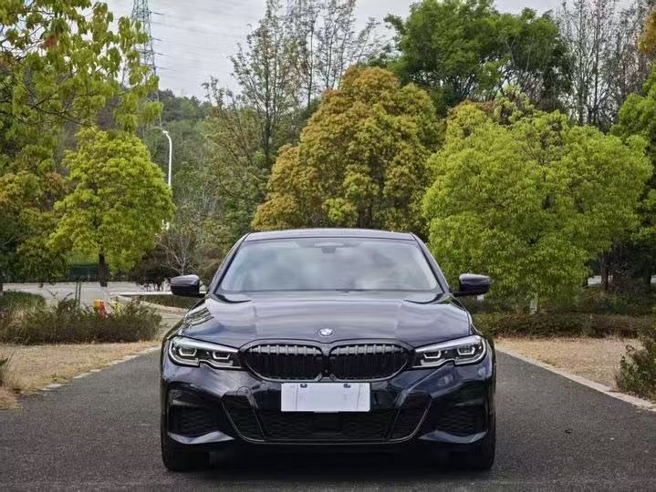 [Топовая комплектация] Подержанный BMW 3 серии 2021 года рестайлинг, модель 330Li xDrive с пакетом M Sport Night Edition