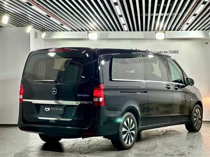 [Топовая комплектация] Подержанный Mercedes-Benz Vito 2021 года, 2.0T, бизнес-версия, 9 мест